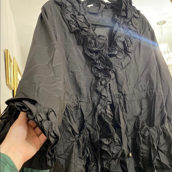 Elegant Black Ruffled Women's Coat - Picture 2 of 4